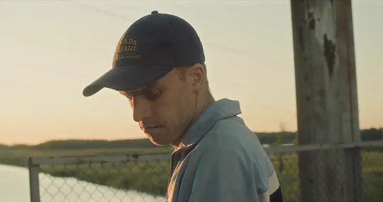 Breathing underwater gallery still 5