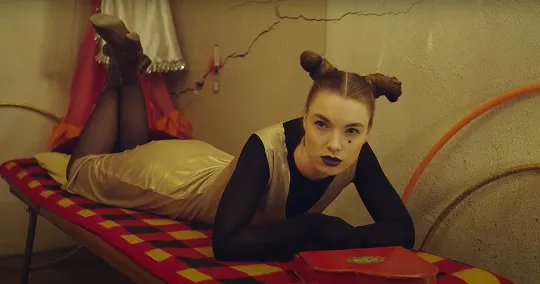 Silence Set’s you free gallery still 1